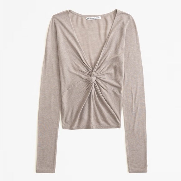 Abercrombie ‘V-Neck Twist Draped Top’ in Cream White - Picture 5 of 6